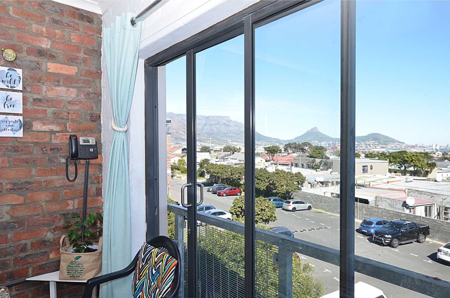 2 Bedroom Property for Sale in Brooklyn Western Cape
